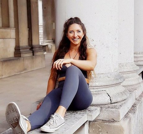 Sophia Ellis nudes star img