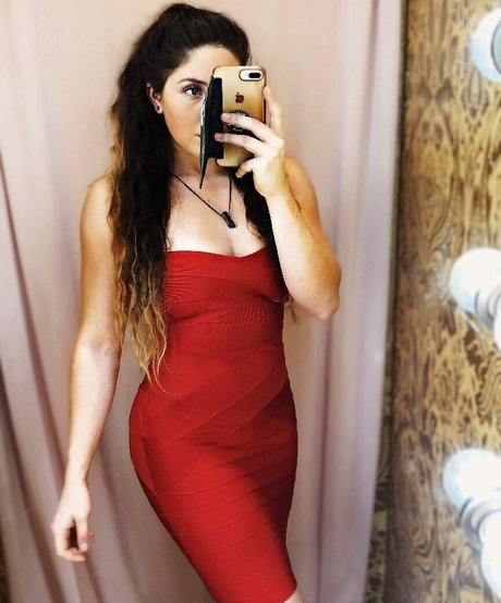 Sophia Ellis beautiful star pics