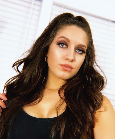 asian top onlyfans adult img