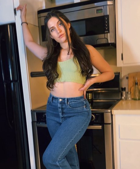 Amber Skyy pornographic actress pic