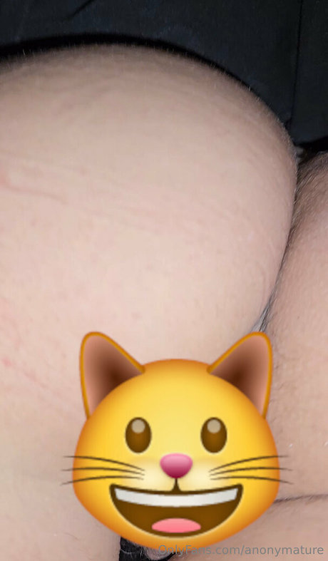 AnonyMature pornstar sexy pic