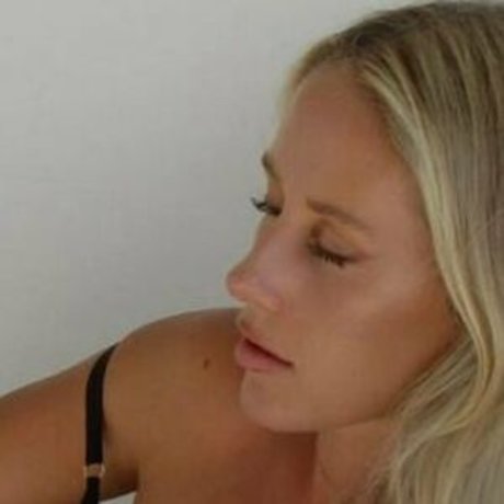 nicolegracexx pornstar sexy pictures