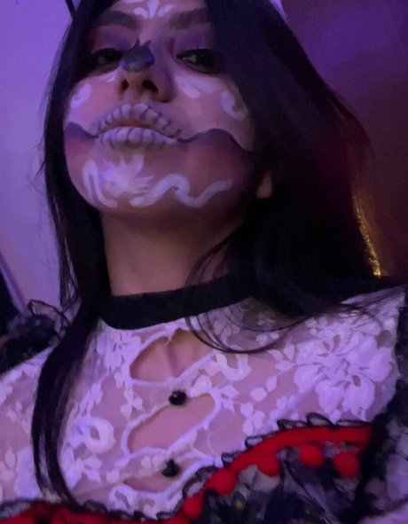 lazydemonweeb nude model photo