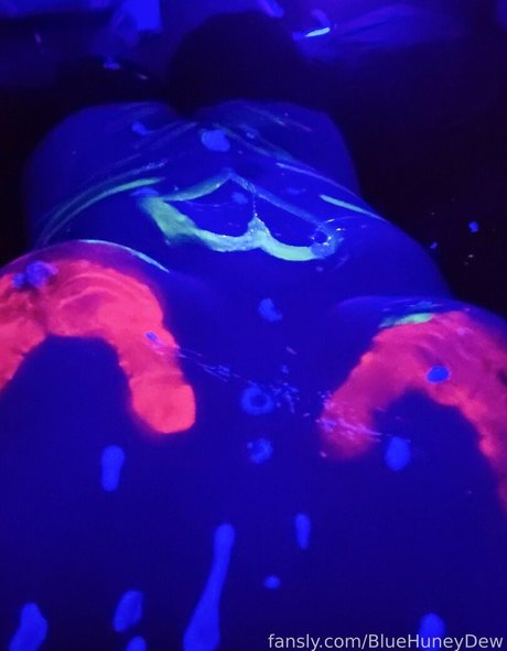 BlueHuneyDew model high quality photo