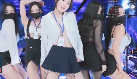 fight onlyfans pornos picture