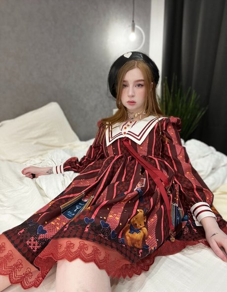 momorian hot star image