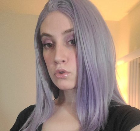 Lumina Moonstone naked star img