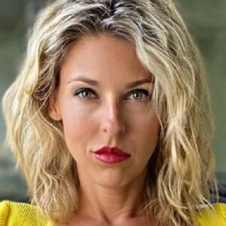 blonde princess onlyfans beautiful pictures