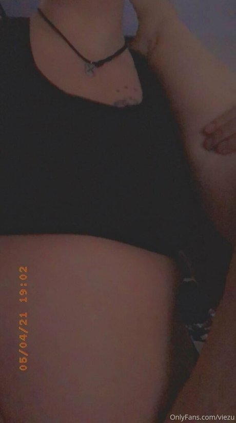 viezu nudes actress pics