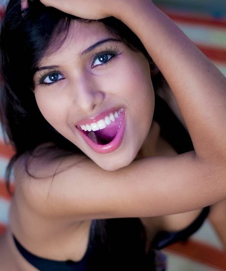 Hemoshree Bhadra erotic actress archive