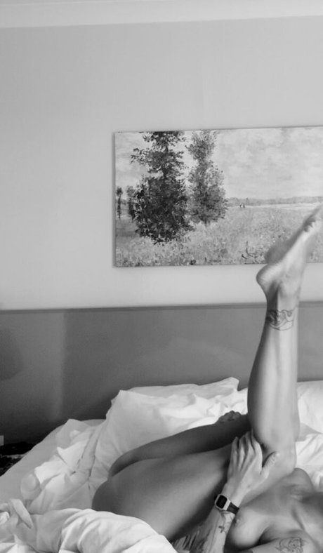 onlyfilmphoto star nudes pictures