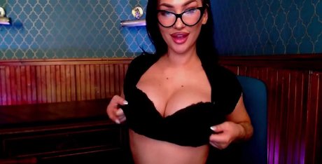 ariarose xxx model sexy photos