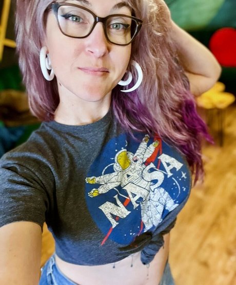 Hoetohauswife erotic model pics