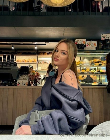 sirenalips erotic actress pictures