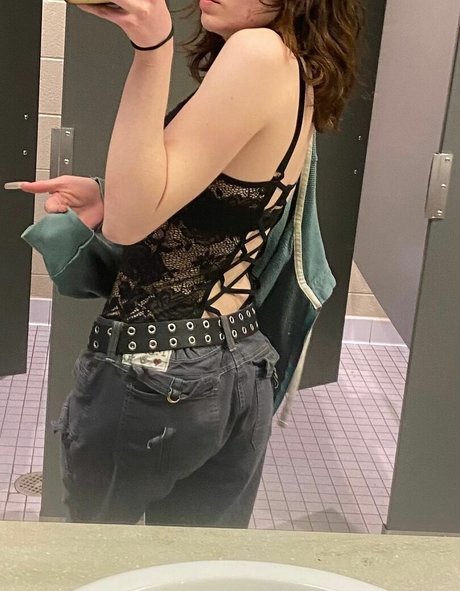 avieb4by perfect pornstar pic