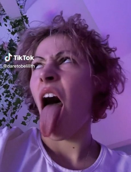 daretobelilith star sex photos