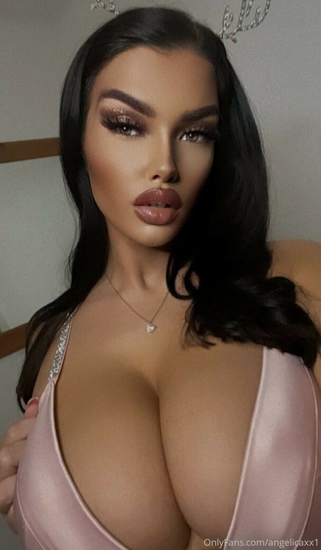 goth threesome onlyfans nude pic