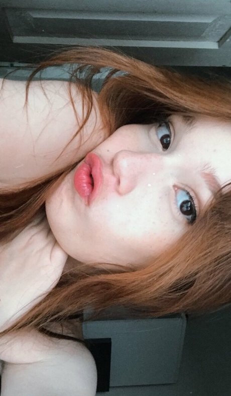 Hdceli pornstar adult pic