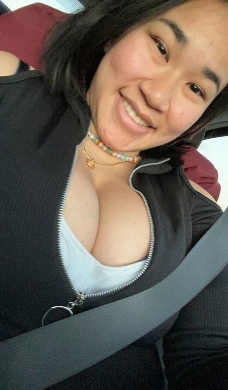 rouffluff naked actress pic