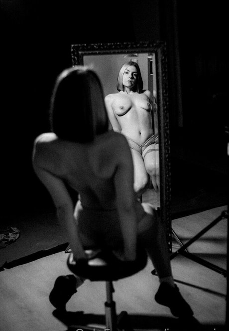 irenenoirr art star images