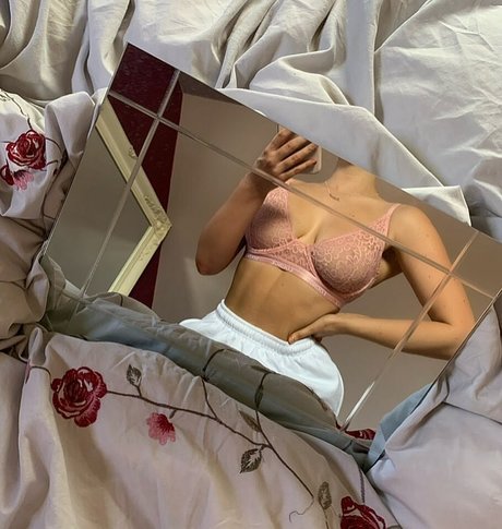 Aimee Stobbart star high quality img