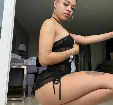 Dsweetdreamz naked model img