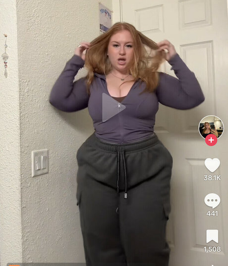 Car0hline star high quality pictures