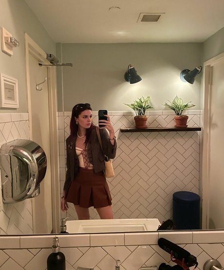 McKenzie Bell adult model galleries