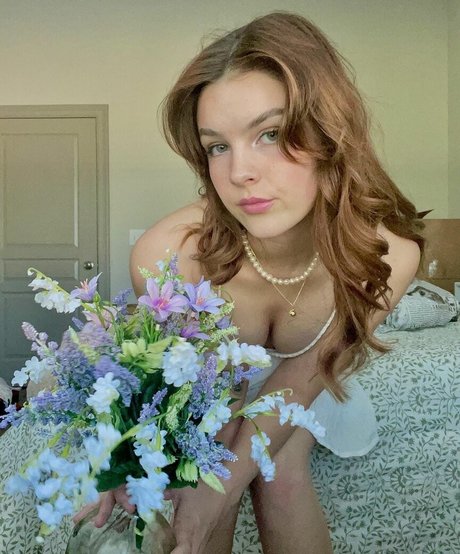 McKenzie Bell model xxx photos