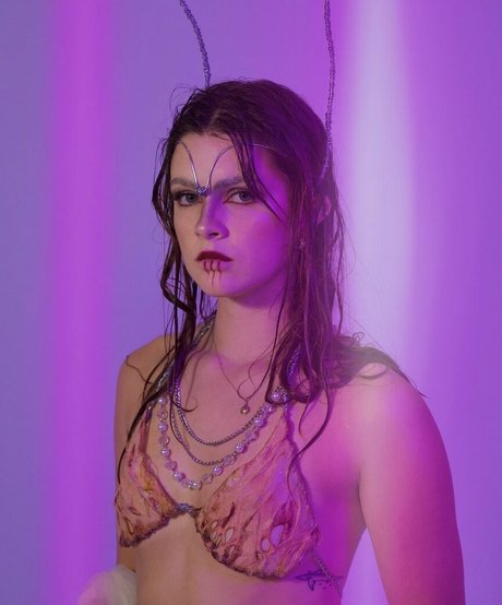 McKenzie Bell best actress photos