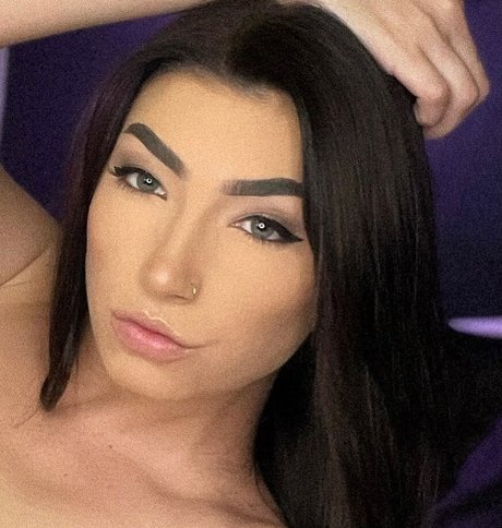 Taylor Kristine adult model img