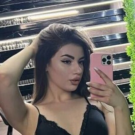 girlsoodaa model xxx photo