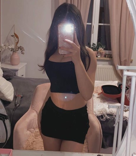 Doreengnadi sexy actress images