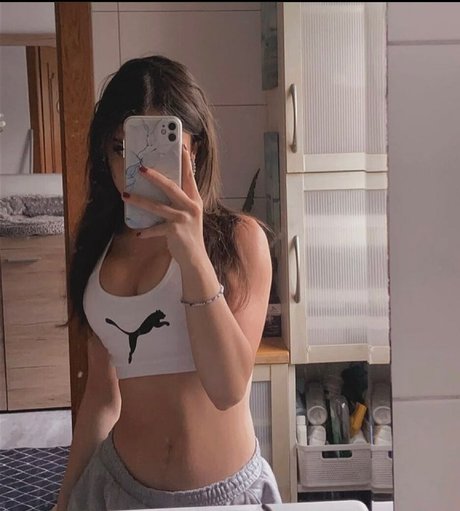 Doreengnadi naked actress picture