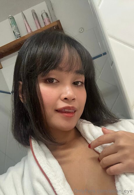 tiny onlyfans nudes picture