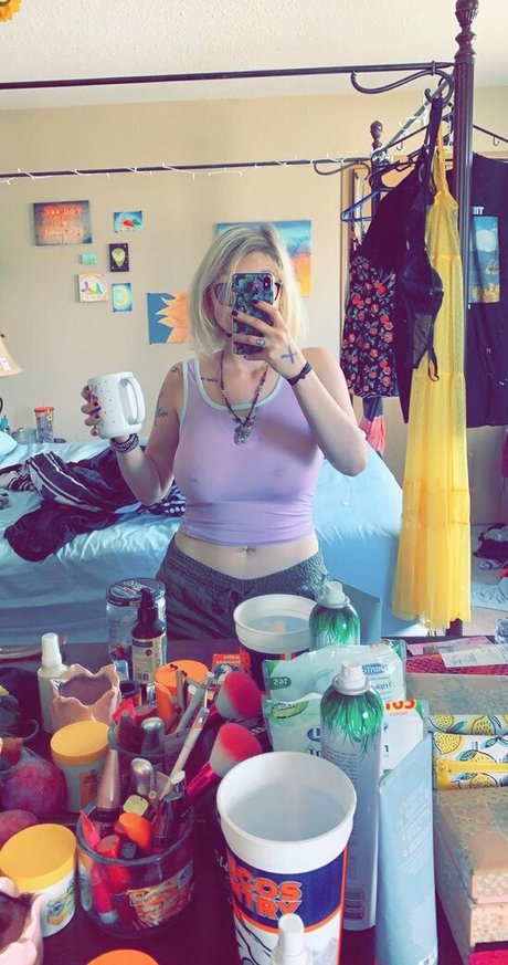 Curthobain model xxx pictures