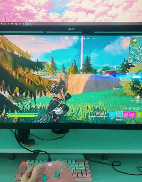 heylaurensummer nudes star archive