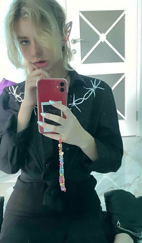 nina williams hd model image