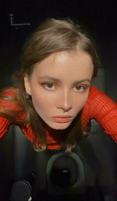 nina williams naked model gallery