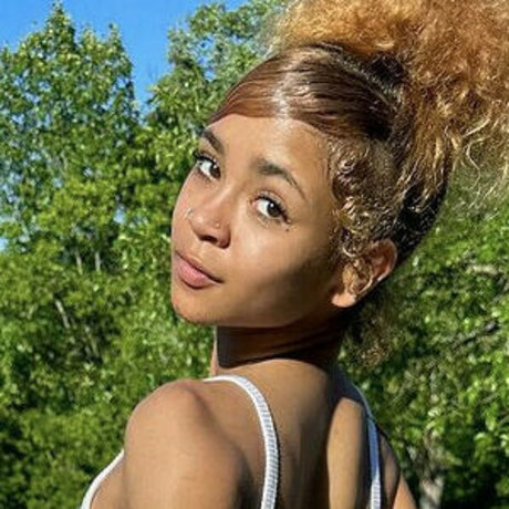 Miixeddoll pornstar perfect picture