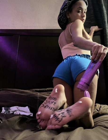 Miixeddoll pornstar nude archive