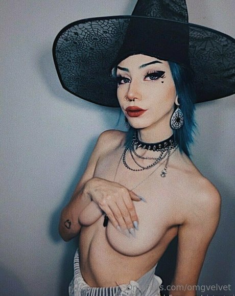 omgvelvet actress images