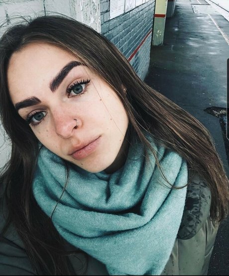 _nikolina nikolina_ pretty actress galleries