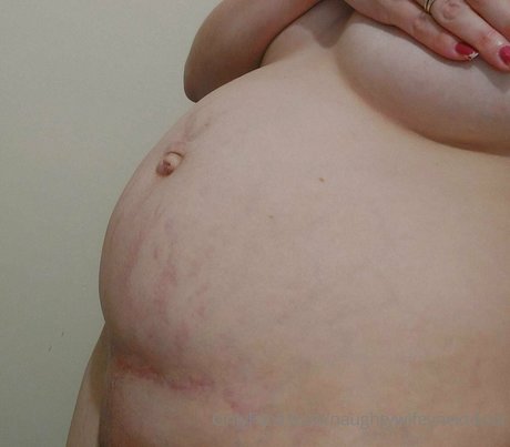 naughtywifeynextdoor naked pornstar images