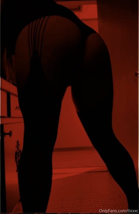 milf glasses onlyfans xxx img