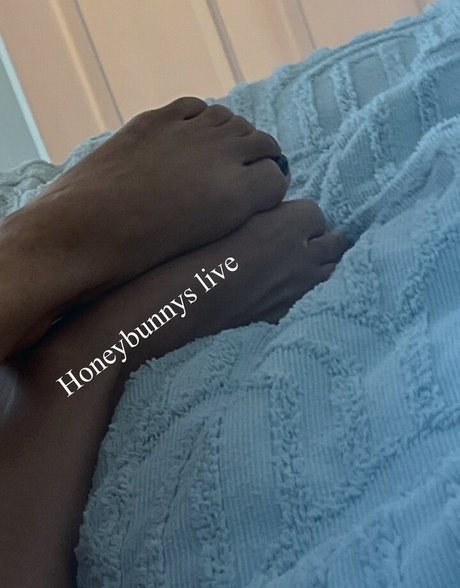 itshoneybunny2022 nudes actress gallery