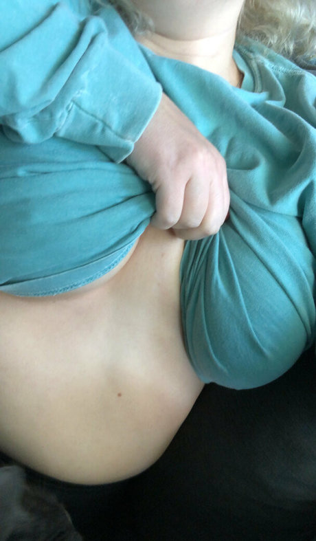 sofiathethirst art pornstar img