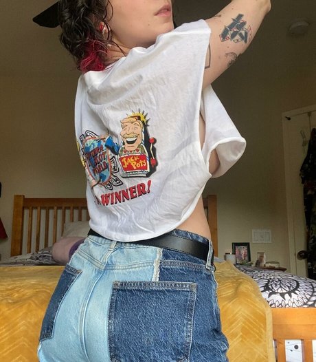 Rooster Teeth erotic model photos