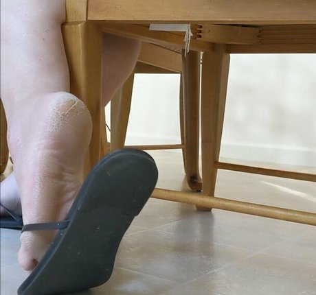 flirtyf33t94 pornstar high quality photo