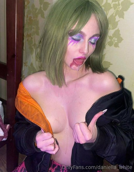 redhead squirt onlyfans beautiful naked img